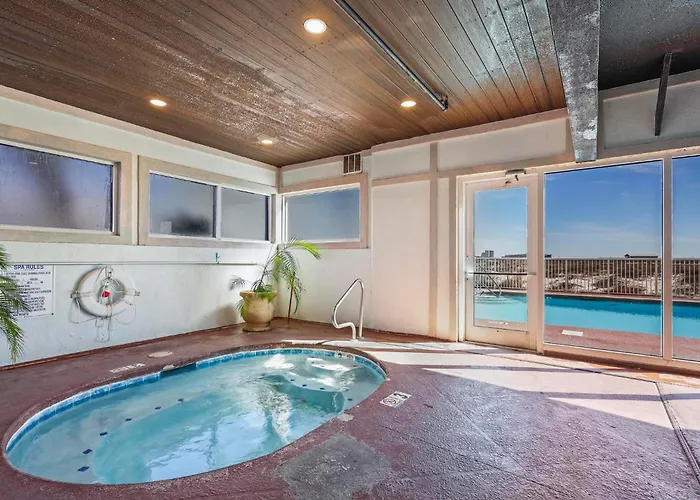 Royal Palms Penthouse 1403 Holiday home
